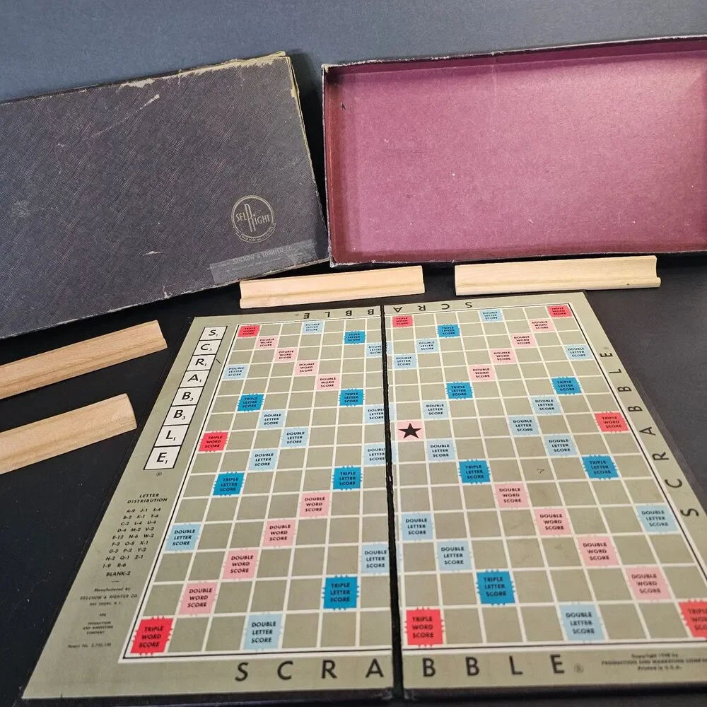 Vtg Selchow Right Scrabble Game, 1953 Original Box, Some Damage, Missing One L